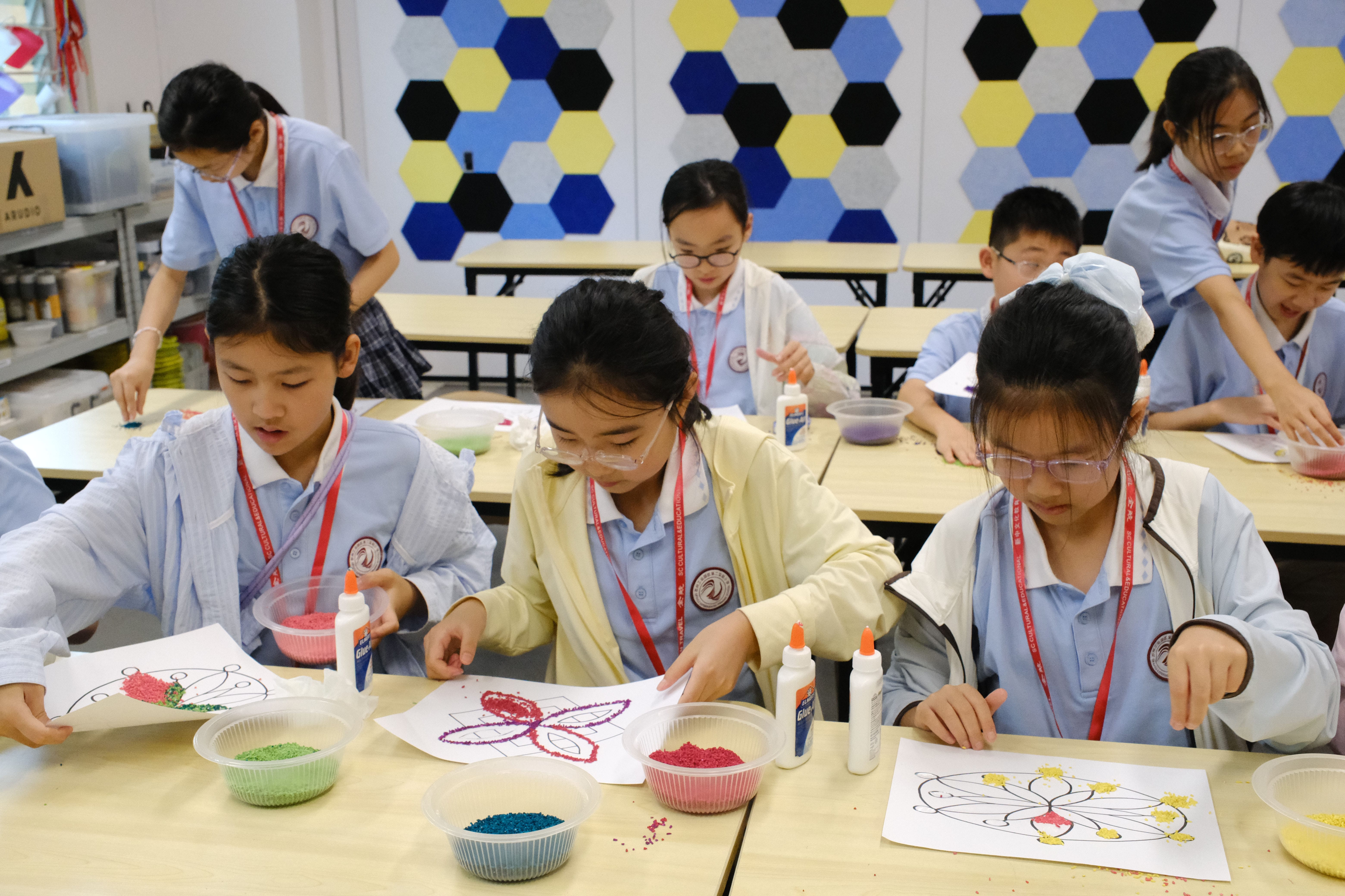 Hands-on learning made the Kolam-making experience meaningful and fun.